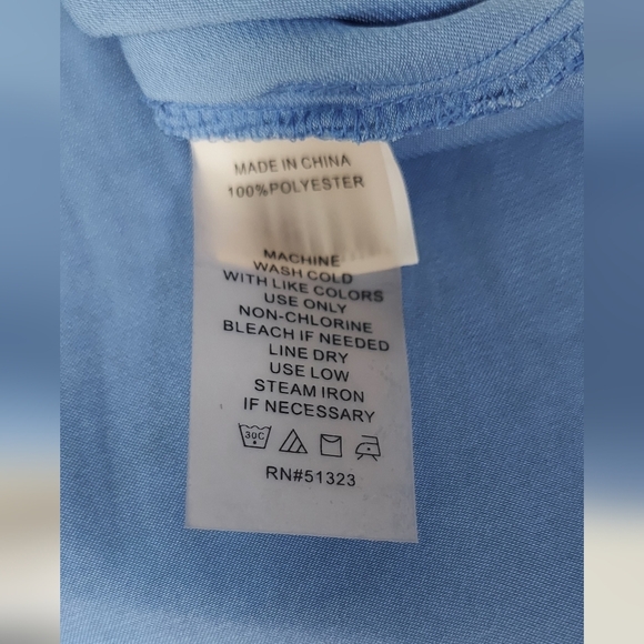 Vince Camuto Top - Picture 5 of 5